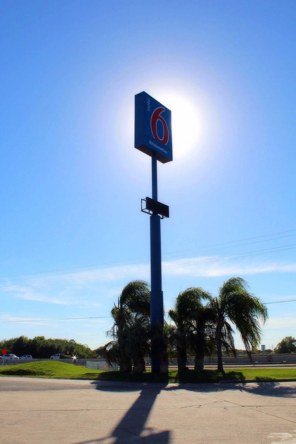 Motel 6-Winnie, Tx Exterior photo